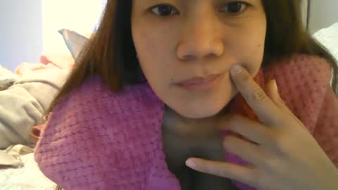 Snapshot of dylene1986 chatting on June 27, 3:00 am dylene1986 online show from June 27, 3:00 am