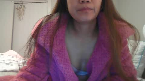 Snapshot of dylene1986 chatting on July 23, 1:31 pm dylene1986 online show from July 23, 1:31 pm