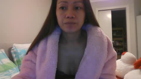 Snapshot of dylene1986 chatting on July 30, 8:57 am dylene1986 online show from July 30, 8:57 am