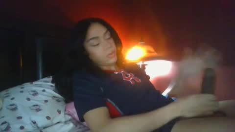 Snapshot of dynasty313 chatting on December 7, 8:05 pm Dynasty online show from December 7, 8:05 pm