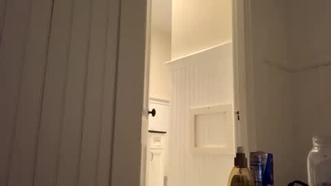 Snapshot of dynasty313 chatting on December 18, 10:02 pm Dynasty online show from December 18, 10:02 pm