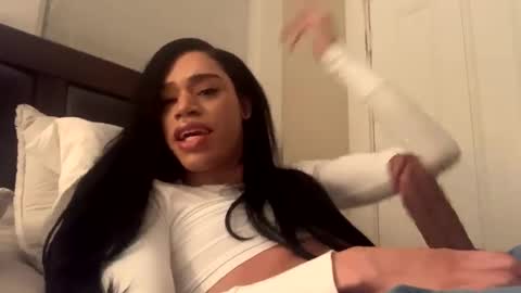 Snapshot of dynasty313 chatting on February 6, 11:15 pm Dynasty online show from February 6, 11:15 pm