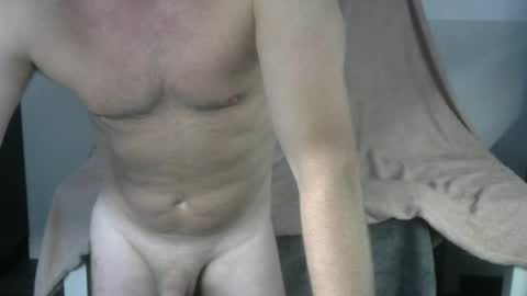 Snapshot of dysonfury chatting on June 12, 8:24 am dysonfury online show from June 12, 8:24 am