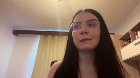 Snapshot of earleneflight chatting on June 20, 3:26 pm Nora online show from June 20, 3:26 pm