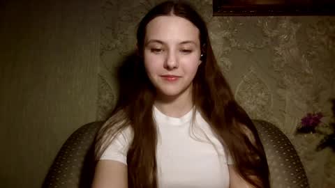 Yuni online show from March 31, 4:07 pm