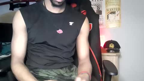 Snapshot of easybreezy20 chatting on February 6, 7:56 am TWITTER INSTAGRAM easybreezy20 ONLINE 1230 AM TO 7AM online show from February 6, 7:56 am