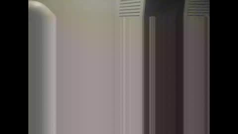 Snapshot of easye4015 chatting on March 14, 12:10 pm Easye online show from March 14, 12:10 pm