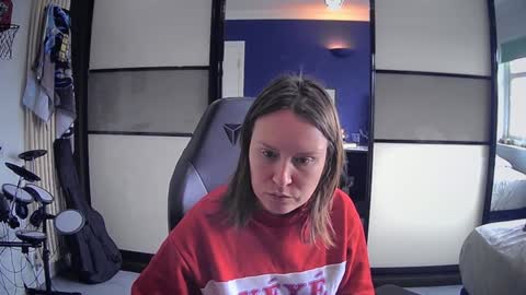 Nadia Ferreira  online show from February 23, 9:39 am