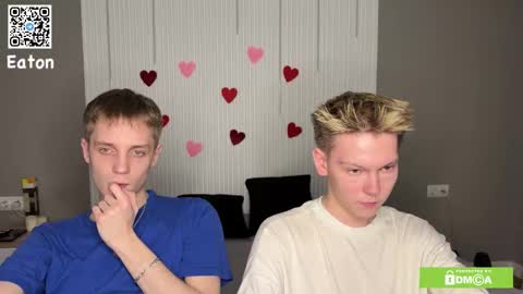 Snapshot of eaton_ chatting on February 17, 6:25 pm eaton_ online show from February 17, 6:25 pm