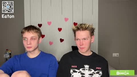 Snapshot of eaton_ chatting on March 8, 4:44 pm eaton_ online show from March 8, 4:44 pm