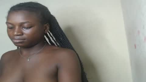 Snapshot of eatuupx chatting on February 1, 9:40 pm eatuupx online show from February 1, 9:40 pm