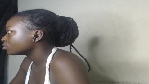 Snapshot of eatuupx chatting on February 2, 8:02 am eatuupx online show from February 2, 8:02 am