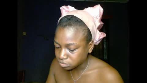 Snapshot of eatuupx chatting on February 23, 2:35 pm eatuupx online show from February 23, 2:35 pm