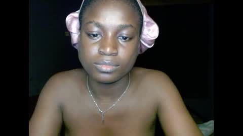 Snapshot of eatuupx chatting on March 2, 12:09 am eatuupx online show from March 2, 12:09 am