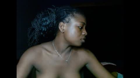 Snapshot of eatuupx chatting on March 2, 10:48 pm eatuupx online show from March 2, 10:48 pm