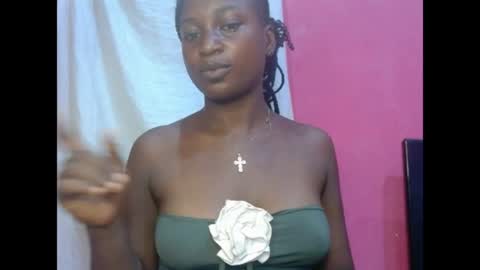 Snapshot of eatuupx chatting on April 3, 2:15 pm eatuupx online show from April 3, 2:15 pm