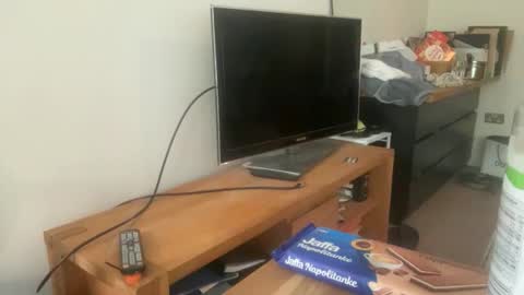 Snapshot of eatwoproject chatting on April 10, 4:12 pm eatwoproject online show from April 10, 4:12 pm