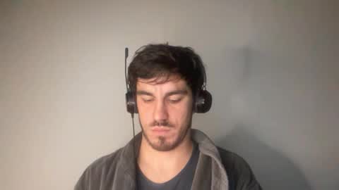 Snapshot of eatwoproject chatting on April 11, 8:35 pm eatwoproject online show from April 11, 8:35 pm