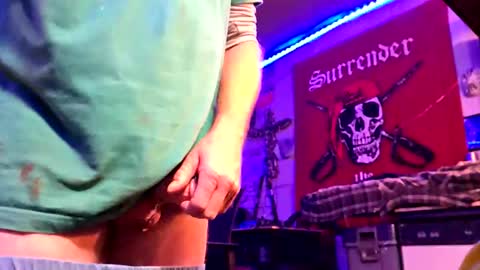 Snapshot of ebert1967 chatting on October 19, 5:52 am ebert1967 online show from October 19, 5:52 am