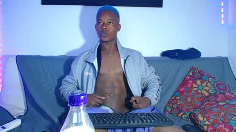 Chris Palaz  online show from December 7, 7:16 am