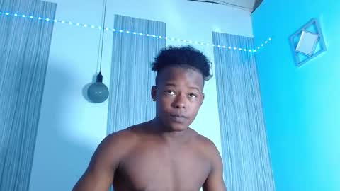 Chris Palaz  online show from November 30, 3:21 am