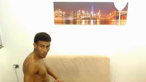Snapshot of ebons_sexy chatting on December 8, 2:49 am ebons_sexy online show from December 8, 2:49 am