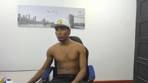 Snapshot of ebons_sexy chatting on December 25, 5:48 am ebons_sexy online show from December 25, 5:48 am