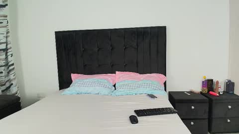 Angelina online show from September 21, 7:15 pm