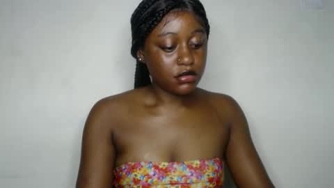 Snapshot of ebony_fatass chatting on September 22, 5:53 am Ella online show from September 22, 5:53 am