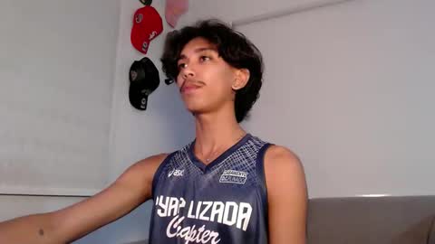 Snapshot of ebony_fuckboy chatting on January 6, 6:55 pm ebony_fuckboy online show from January 6, 6:55 pm