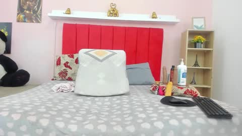 linda online show from January 11, 12:10 pm