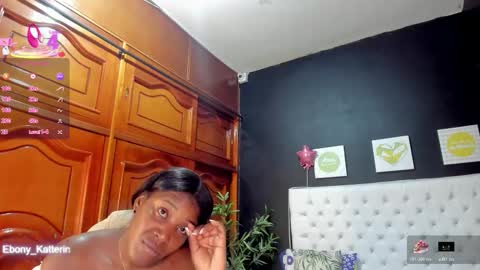 ebony_katterin online show from March 3, 11:38 am