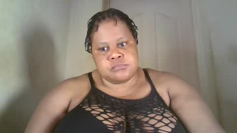 ebony_magixs online show from October 3, 2:52 am