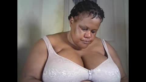 ebony_magixs online show from October 9, 3:54 pm