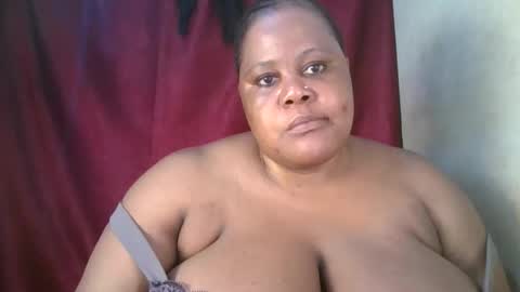 ebony_magixs online show from October 29, 7:15 pm