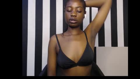 Ella online show from October 6, 12:57 pm