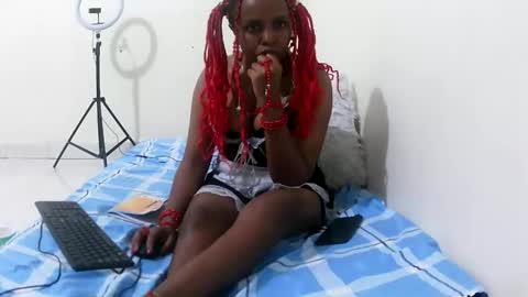 ebony_sluttt online show from February 18, 4:14 pm