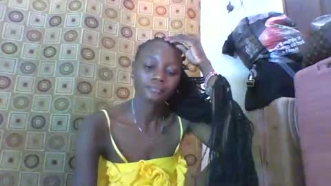 Snapshot of ebonycutegal4 chatting on February 11, 9:53 am MELLEN online show from February 11, 9:53 am