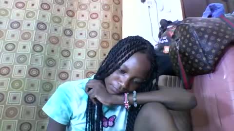 Snapshot of ebonycutegal4 chatting on February 12, 11:07 am MELLEN online show from February 12, 11:07 am