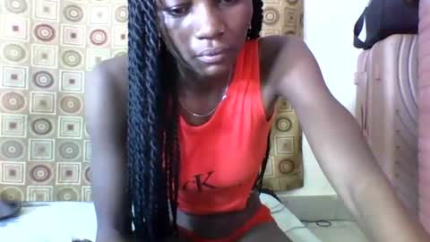 Snapshot of ebonycutegal4 chatting on February 14, 5:41 am MELLEN online show from February 14, 5:41 am