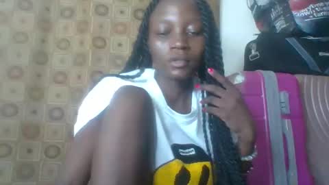 Snapshot of ebonycutegal4 chatting on February 15, 5:39 pm MELLEN online show from February 15, 5:39 pm