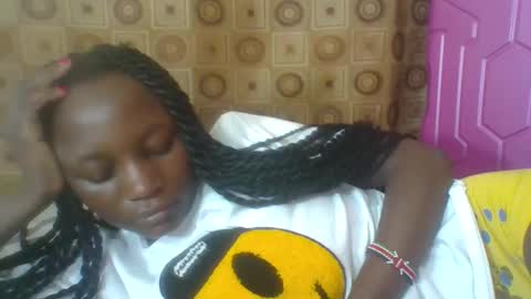 Snapshot of ebonycutegal4 chatting on February 16, 12:10 pm MELLEN online show from February 16, 12:10 pm