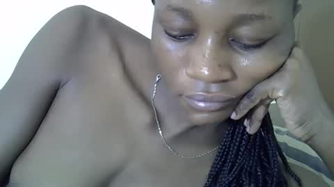Snapshot of ebonycutegal4 chatting on September 18, 9:00 am MELLEN online show from September 18, 9:00 am