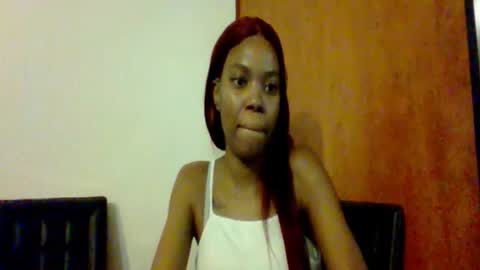 Snapshot of ebonydivaxx chatting on August 5, 6:33 pm kimberley online show from August 5, 6:33 pm