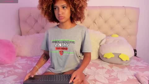 Queen Ebony online show from February 6, 12:54 am