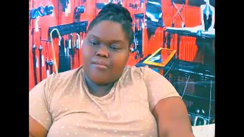 ebonyhotbuns4u2luv online show from November 8, 7:19 am