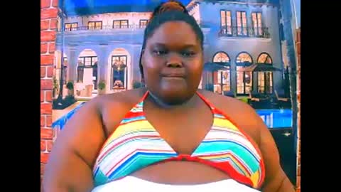 ebonyhotbuns4u2luv online show from April 13, 5:24 am