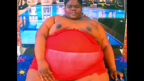 Snapshot of ebonyhotbuns4u2luv chatting on July 15, 10:42 am ebonyhotbuns4u2luv online show from July 15, 10:42 am