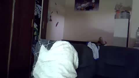 Snapshot of ebonykiki chatting on December 14, 4:51 am ebonykiki online show from December 14, 4:51 am