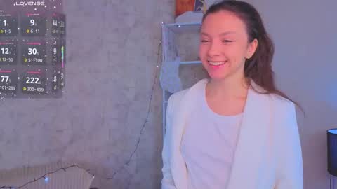 Milly online show from December 17, 3:34 am